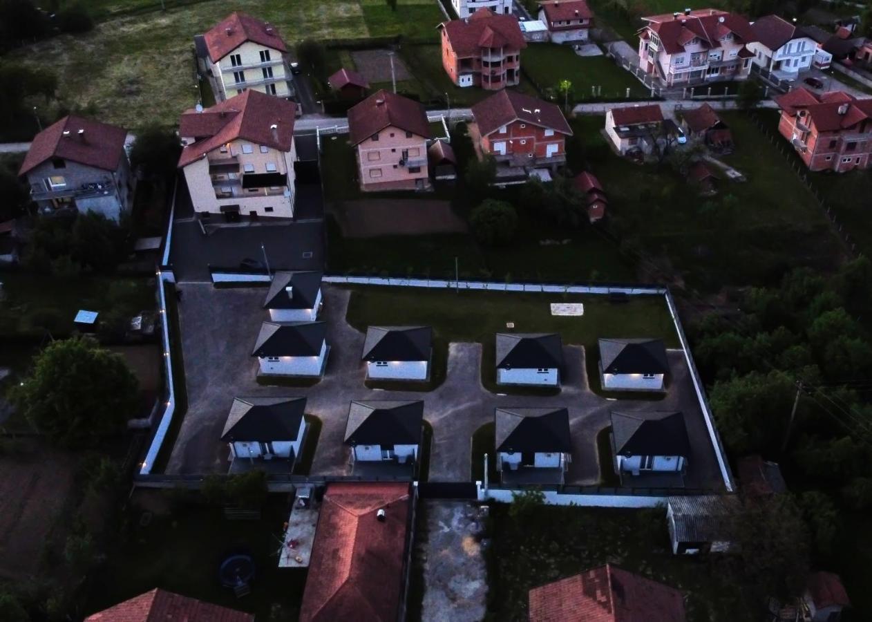 Apartmani I Bungalovi Trojka Banja Luka Esterno foto